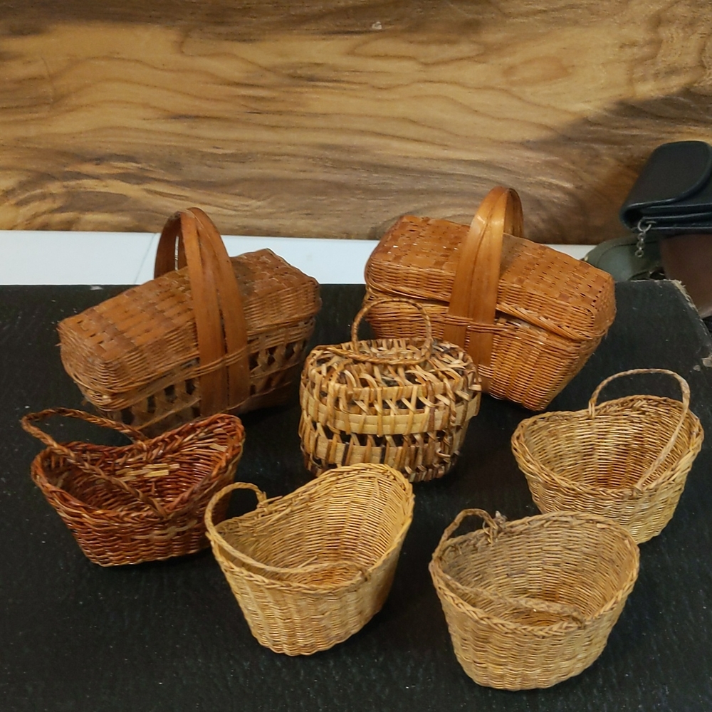 Assorted miniature baskets 2 MADE BY THE PEOPLES Republic OF CHINA